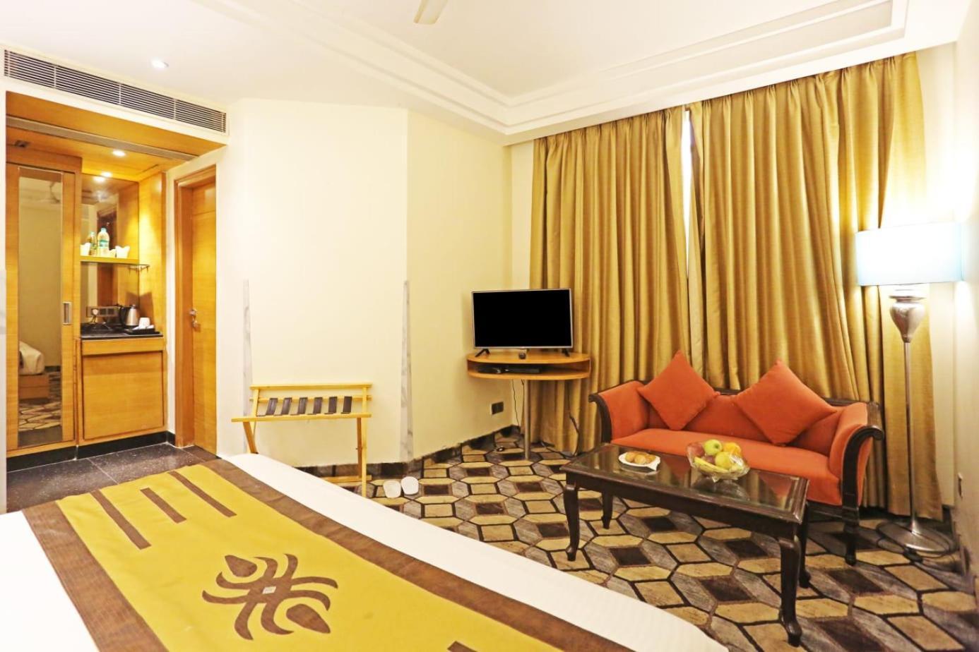 Airport Hotel Claytone Neu-Delhi Exterior foto